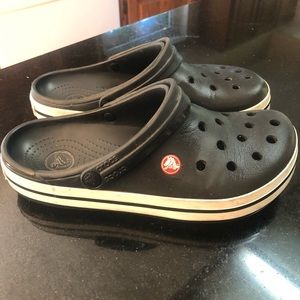 CROCS Women’s or Men’s authentic CROCS